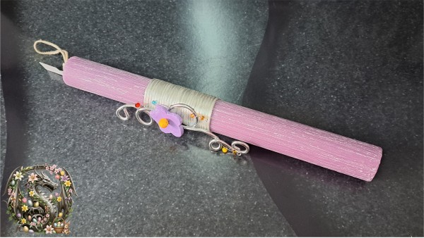 Χειροποίητη Αρωματική Λαμπάδα "Lilac Blossom" με Μεταλλικό Διακοσμητικό